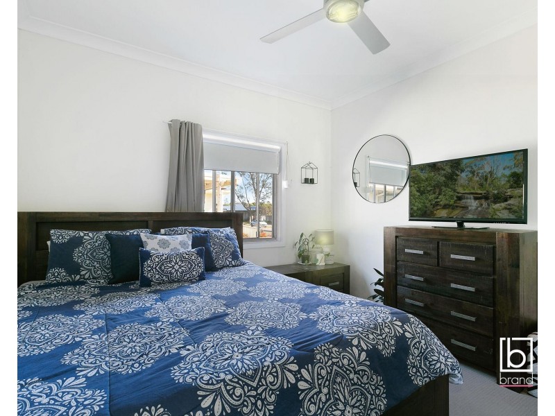 6 Allambee Crescent, Blue Haven NSW 2262