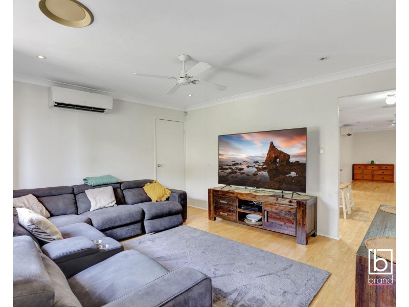 12 Lenola Crescent, Blue Haven NSW 2262