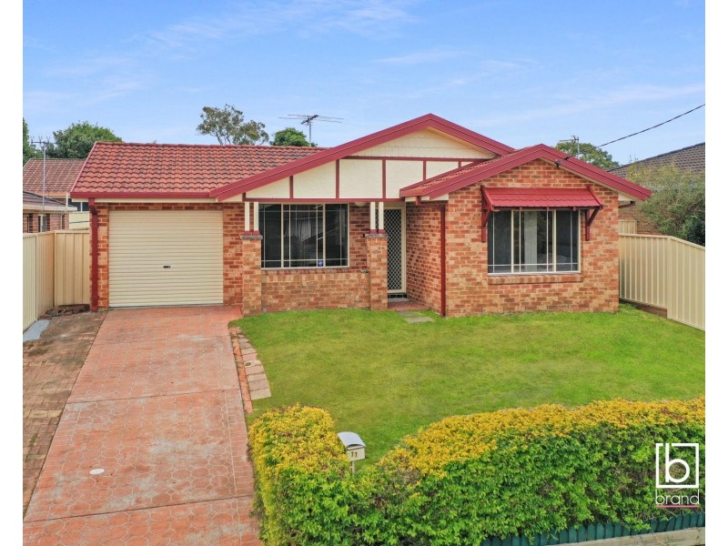 77 Roper Road, Blue Haven NSW 2262
