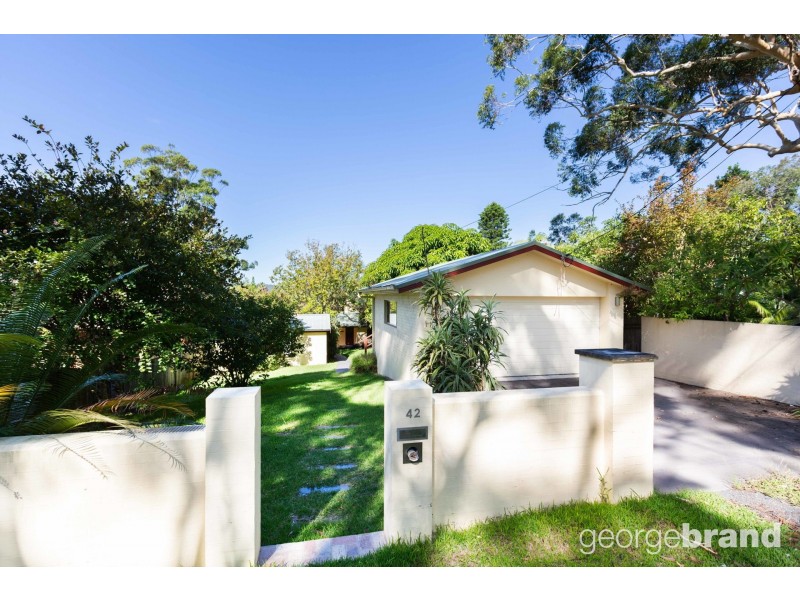 42 Echuca Rd, Empire Bay NSW 2257