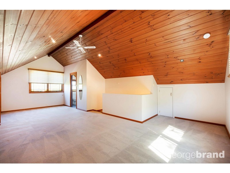 42 Echuca Rd, Empire Bay NSW 2257