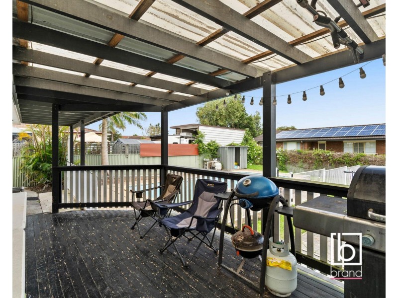 22 Lukela Avenue, Budgewoi NSW 2262