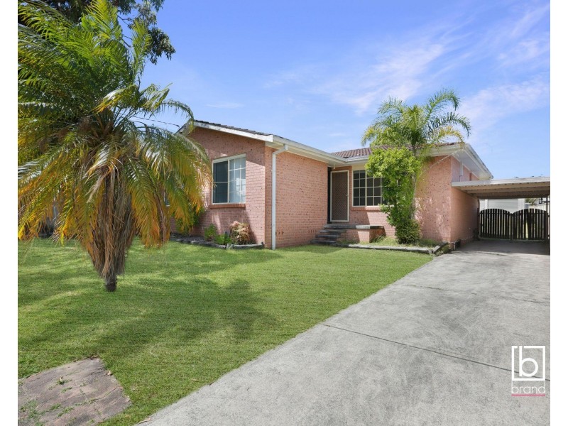 18 Moala Parade, Charmhaven NSW 2263