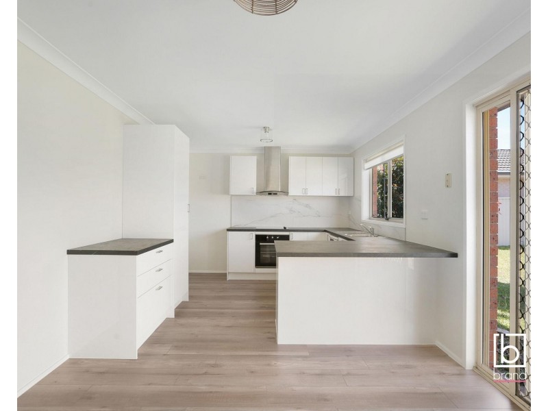 18 Moala Parade, Charmhaven NSW 2263