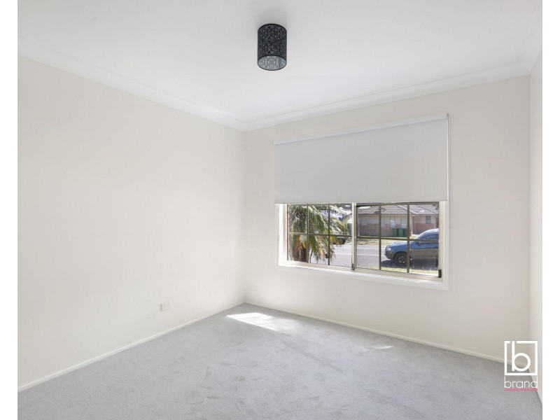 18 Moala Parade, Charmhaven NSW 2263