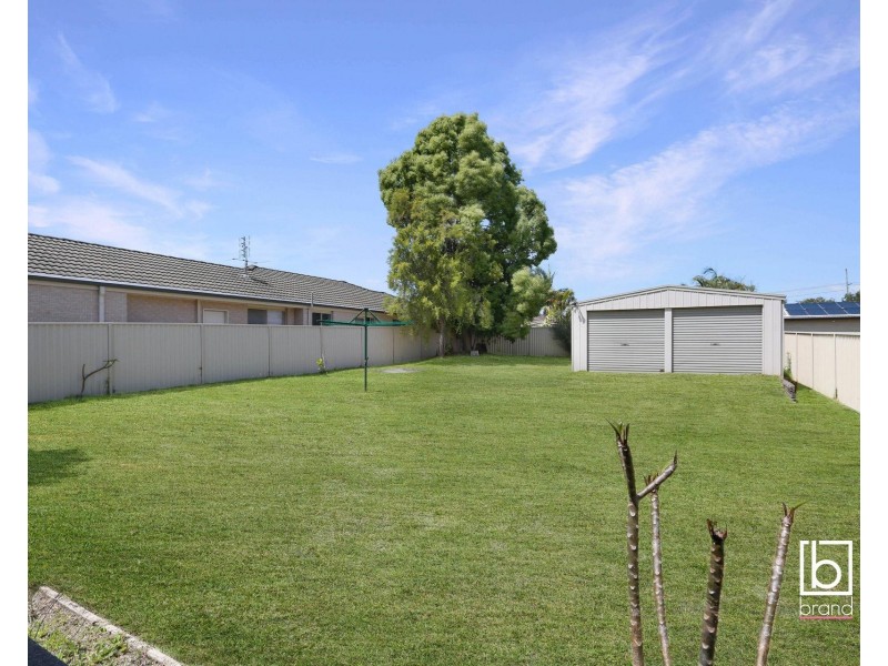 18 Moala Parade, Charmhaven NSW 2263