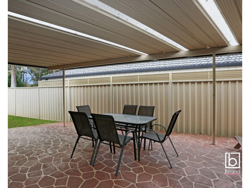 4 Bancroft Close, Blue Haven NSW 2262