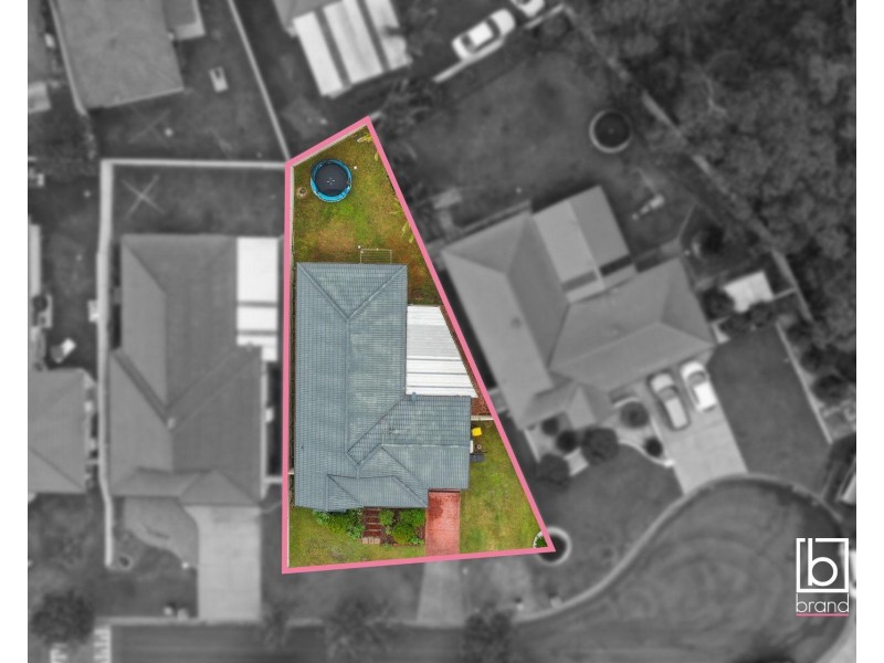 4 Bancroft Close, Blue Haven NSW 2262