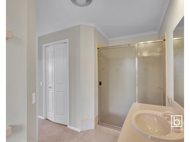 10 Barrington Drive, Woongarrah NSW 2259