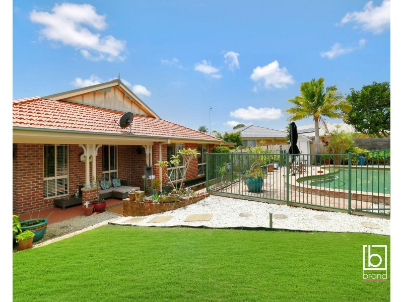 5 Luton Close, Kanwal NSW 2259