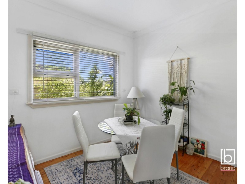 12 Marmion Street, Mannering Park NSW 2259