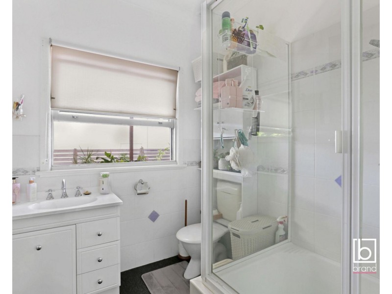 12 Marmion Street, Mannering Park NSW 2259