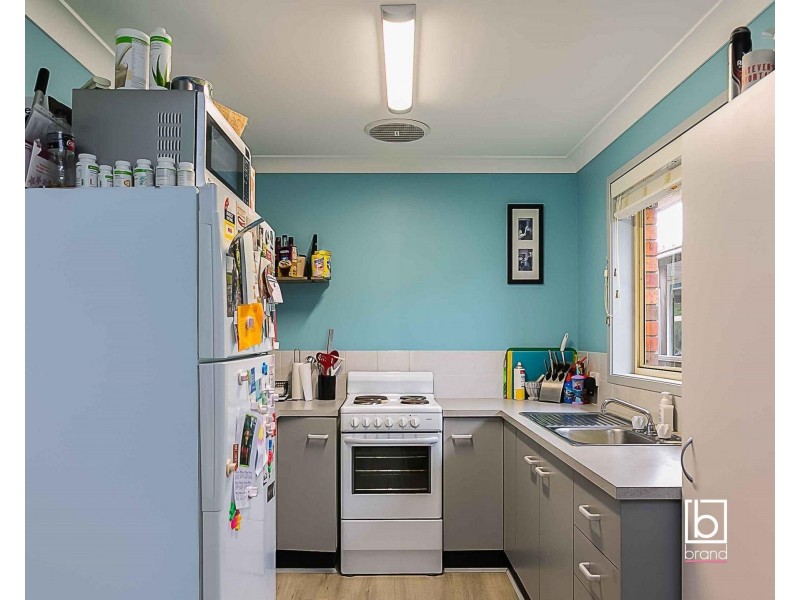 15a Montrose Street, Mannering Park NSW 2259