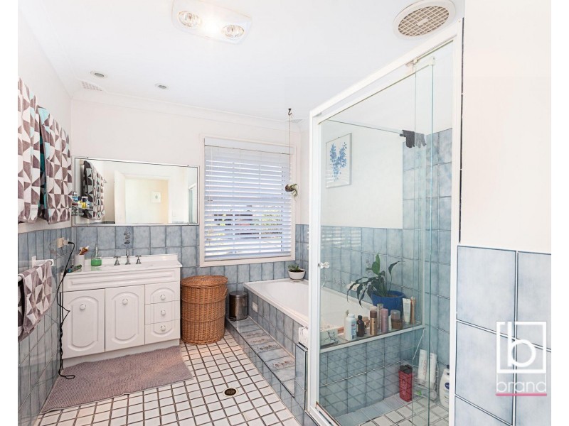 11 Restlea Avenue, Charmhaven NSW 2263