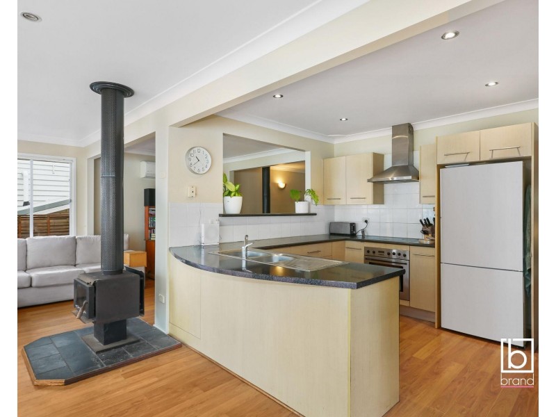 20 Harwood Close, Mannering Park NSW 2259