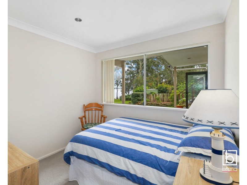 20 Harwood Close, Mannering Park NSW 2259