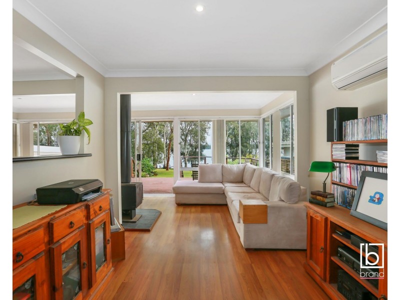 20 Harwood Close, Mannering Park NSW 2259
