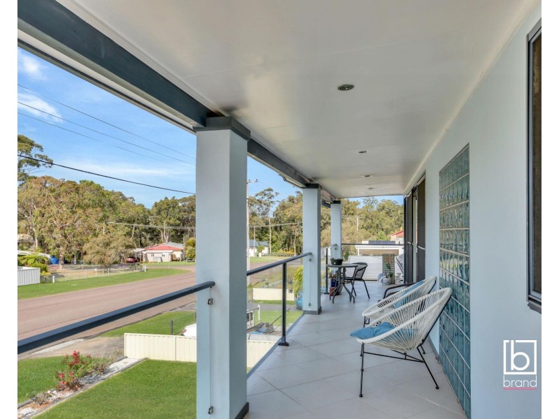 86 Cams Boulevard, Summerland Point NSW 2259