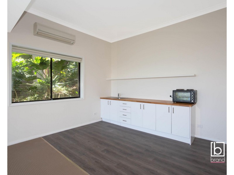 76 Tramway Road, North Avoca NSW 2260