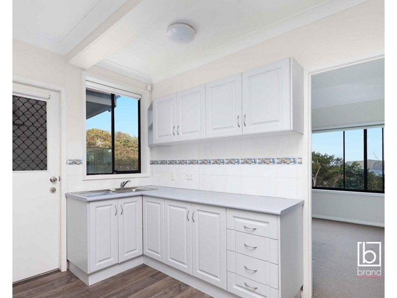 76 Tramway Road, North Avoca NSW 2260