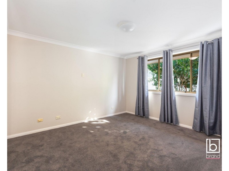2/183-185 Albany Street, Point Frederick NSW 2250