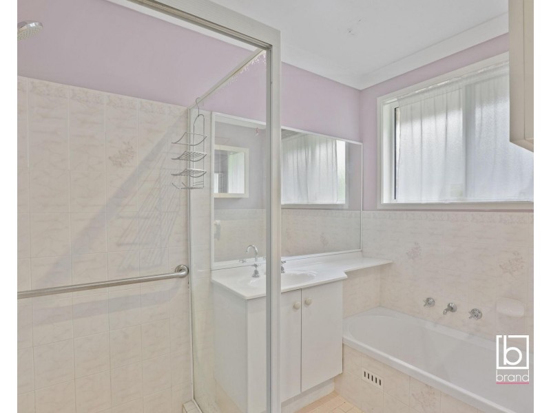 1 Pine Court, Blue Haven NSW 2262