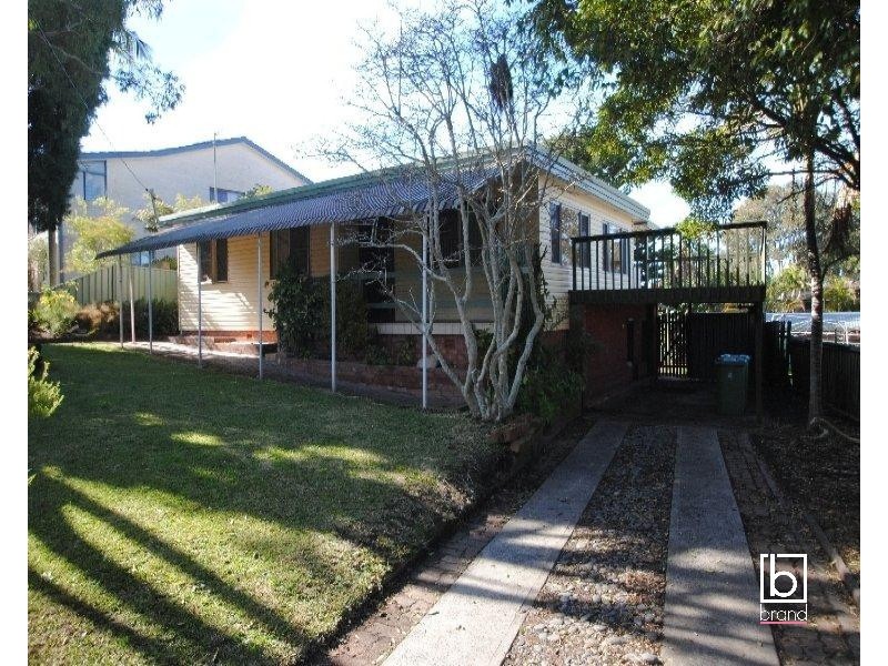 1 Nacooma Road, Buff Point NSW 2262