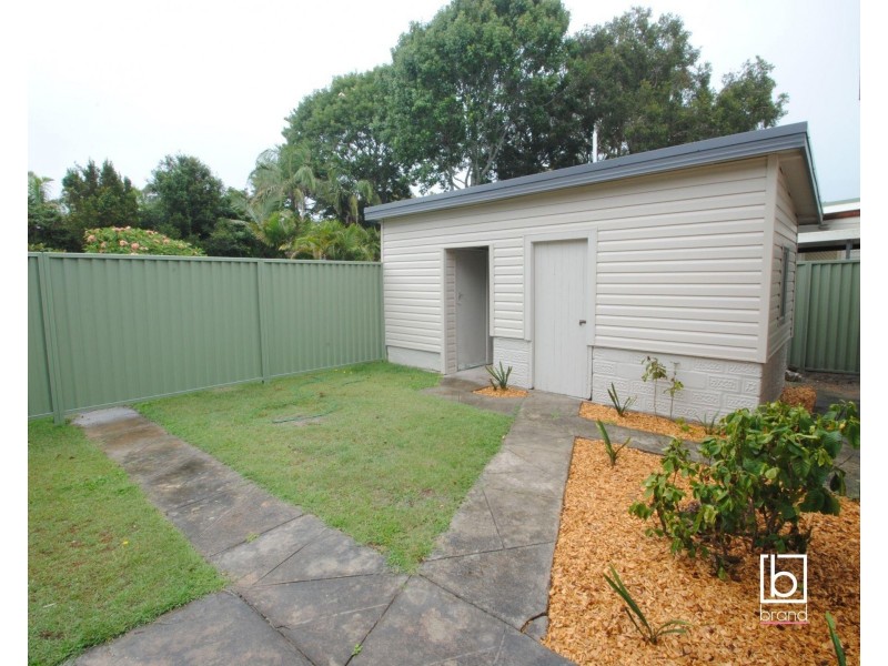 15 Wallis Avenue, Canton Beach NSW 2263