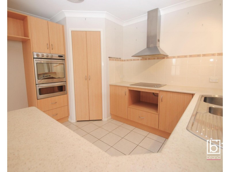 2 Chestnut Grove, Woongarrah NSW 2259