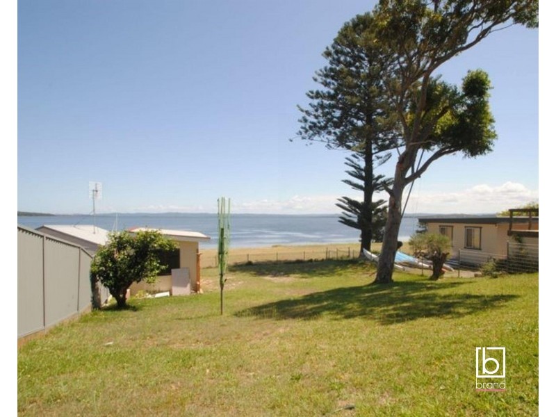 69 Moss Avenue, Toukley NSW 2263