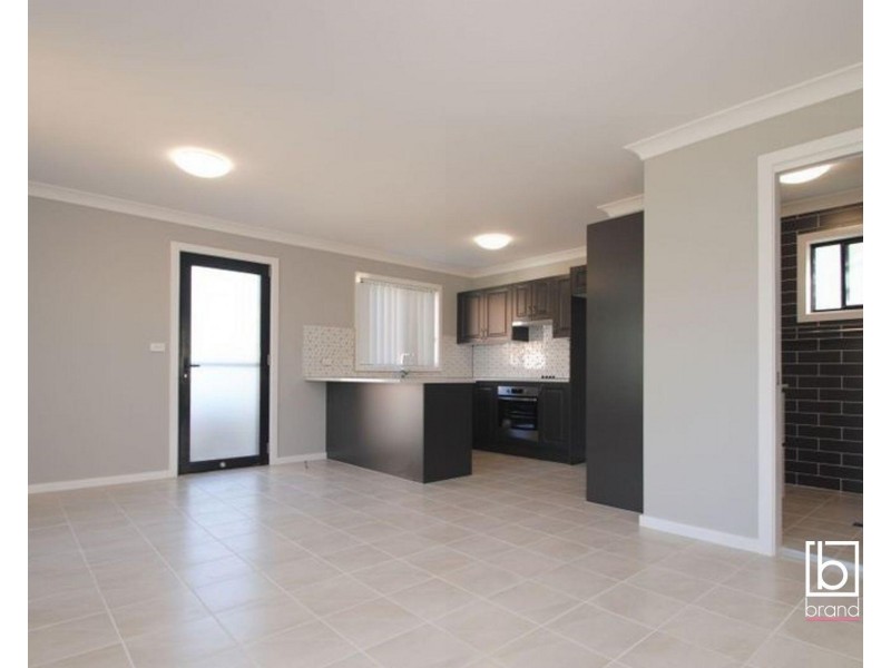 1A Esther Close, Gorokan NSW 2263