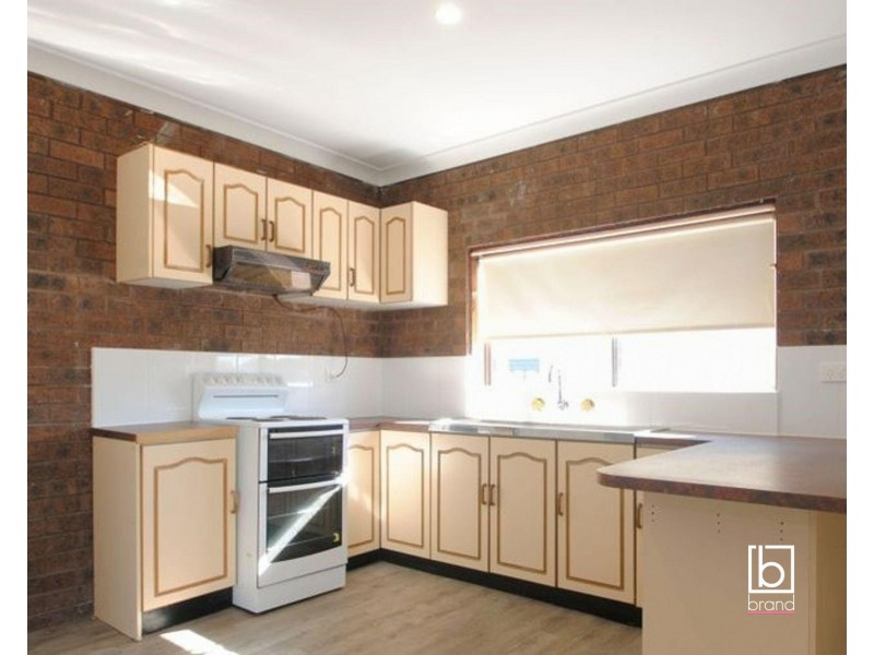 16 Vena Avenue, Gorokan NSW 2263