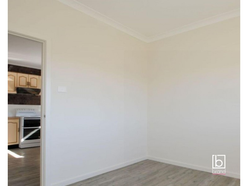 16 Vena Avenue, Gorokan NSW 2263