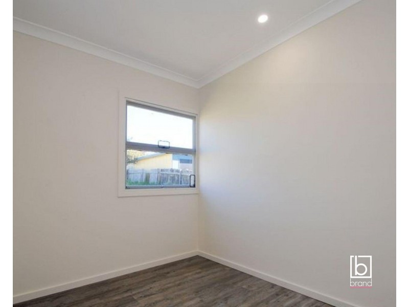 16 Vena Avenue, Gorokan NSW 2263