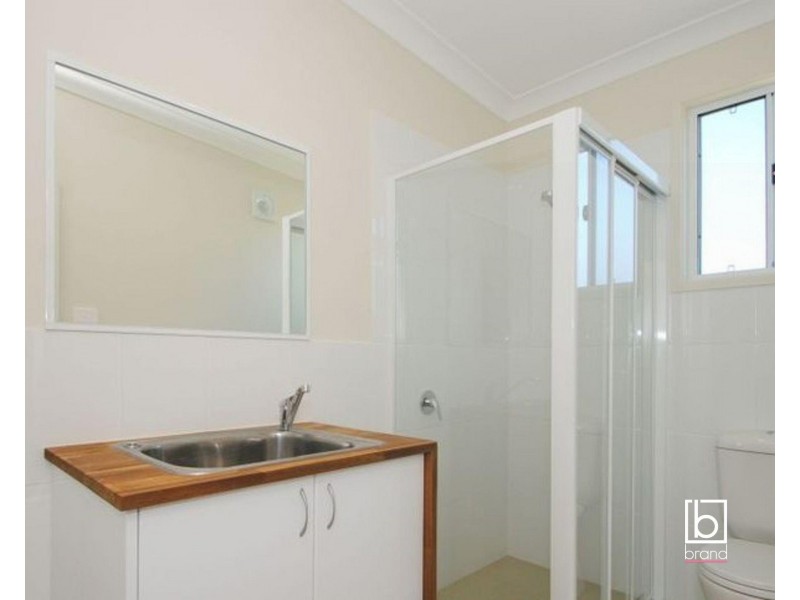 16 Vena Avenue, Gorokan NSW 2263