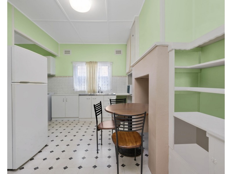 7 Yaralla Road, Toukley NSW 2263