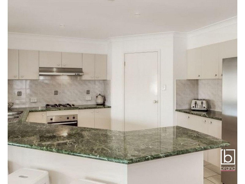 1 Mountain View Drive, Woongarrah NSW 2259