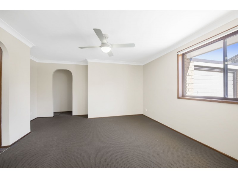 2/122-124 Wallarah Road, Gorokan NSW 2263