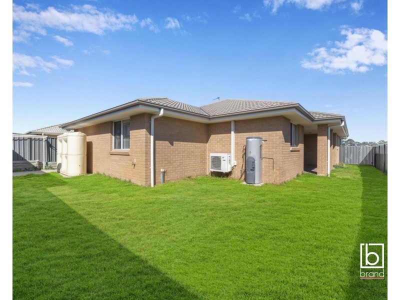 1 Malbec Road, Cliftleigh NSW 2321