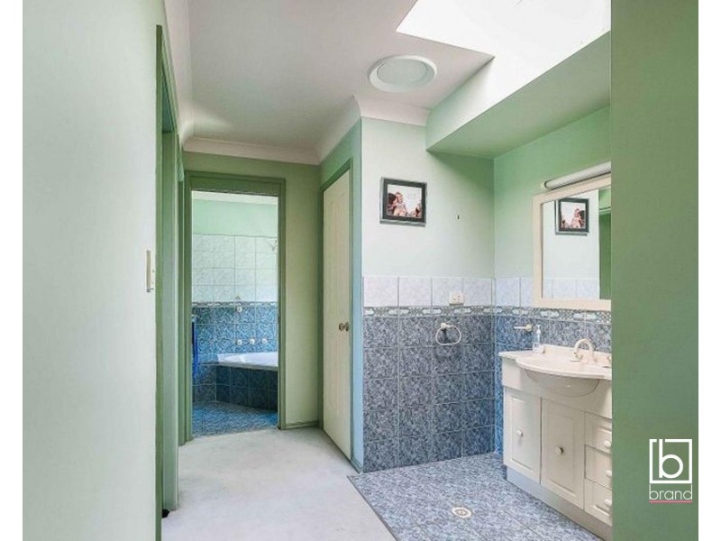 50 Donald Avenue, Kanwal NSW 2259