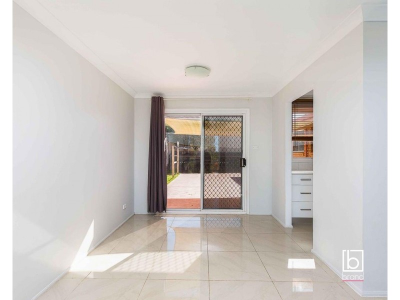 1 Elm Place, Blue Haven NSW 2262