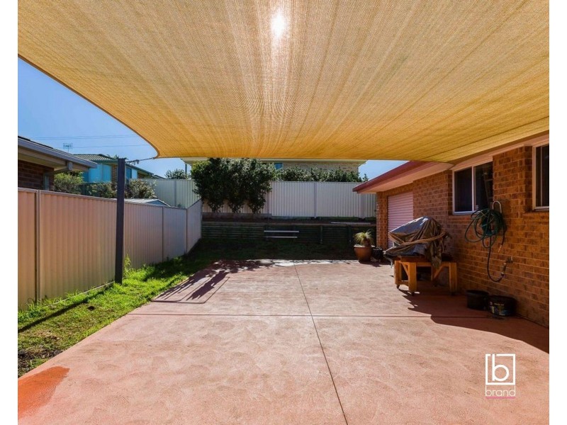 1 Elm Place, Blue Haven NSW 2262