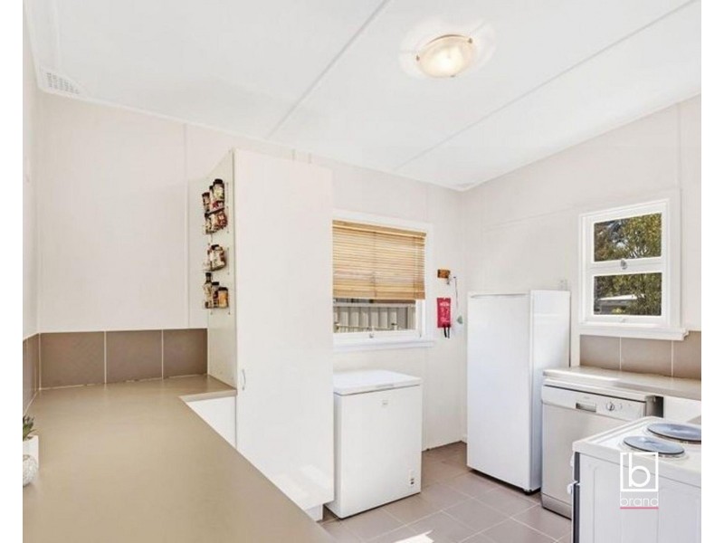 30 Fourth Avenue, Toukley NSW 2263