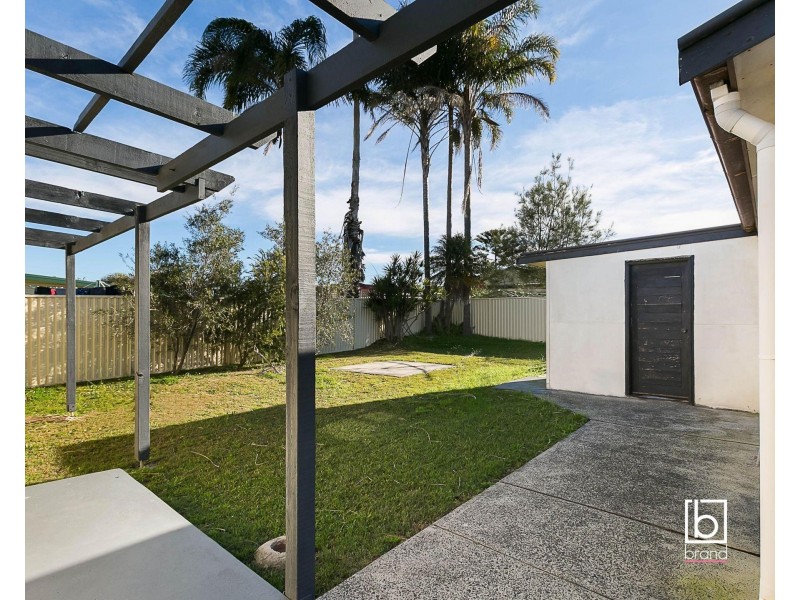 8 Maxwell Avenue, Gorokan NSW 2263