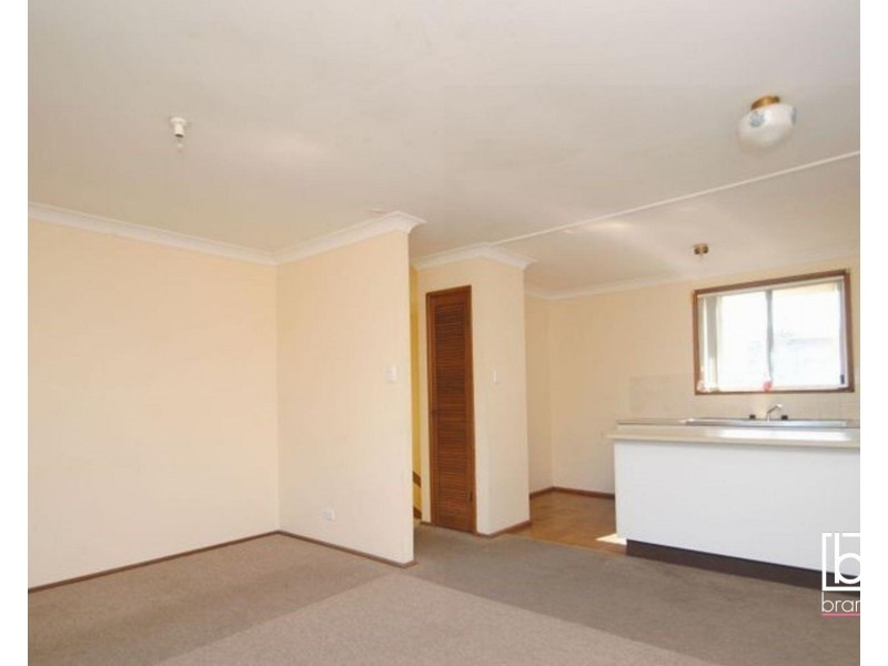 60 Doyle Avenue, Budgewoi NSW 2262