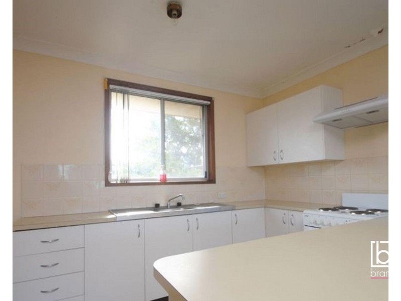 60 Doyle Avenue, Budgewoi NSW 2262