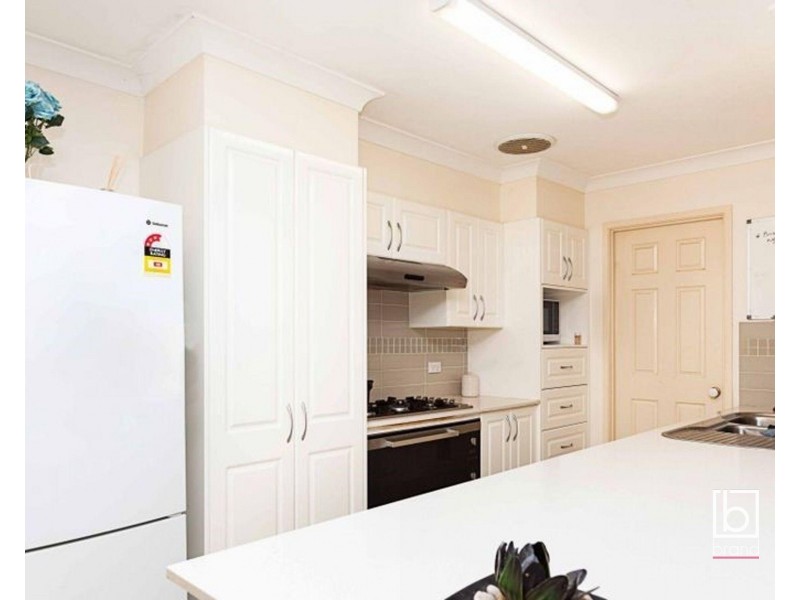8 Ninian Close, Watanobbi NSW 2259