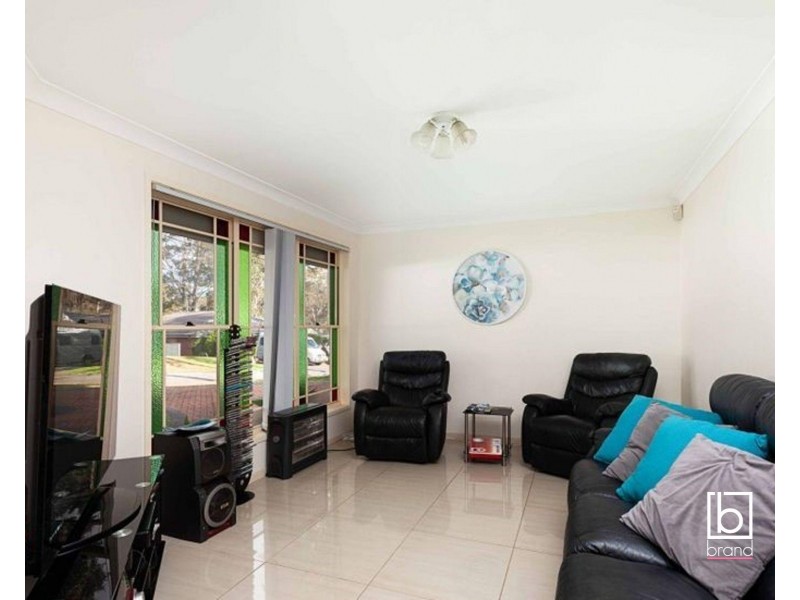 8 Ninian Close, Watanobbi NSW 2259