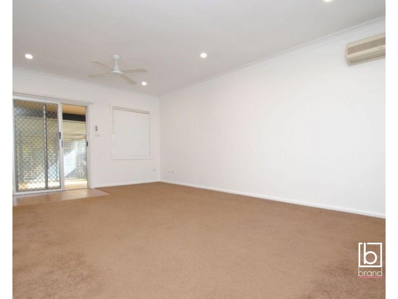 9 Hume Boulevard, Killarney Vale NSW 2261