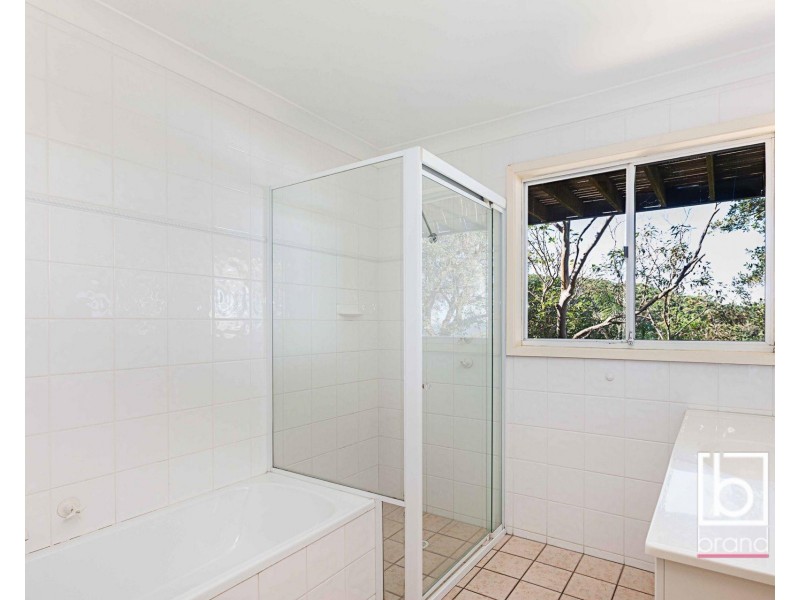 68 Tramway Road, North Avoca NSW 2260